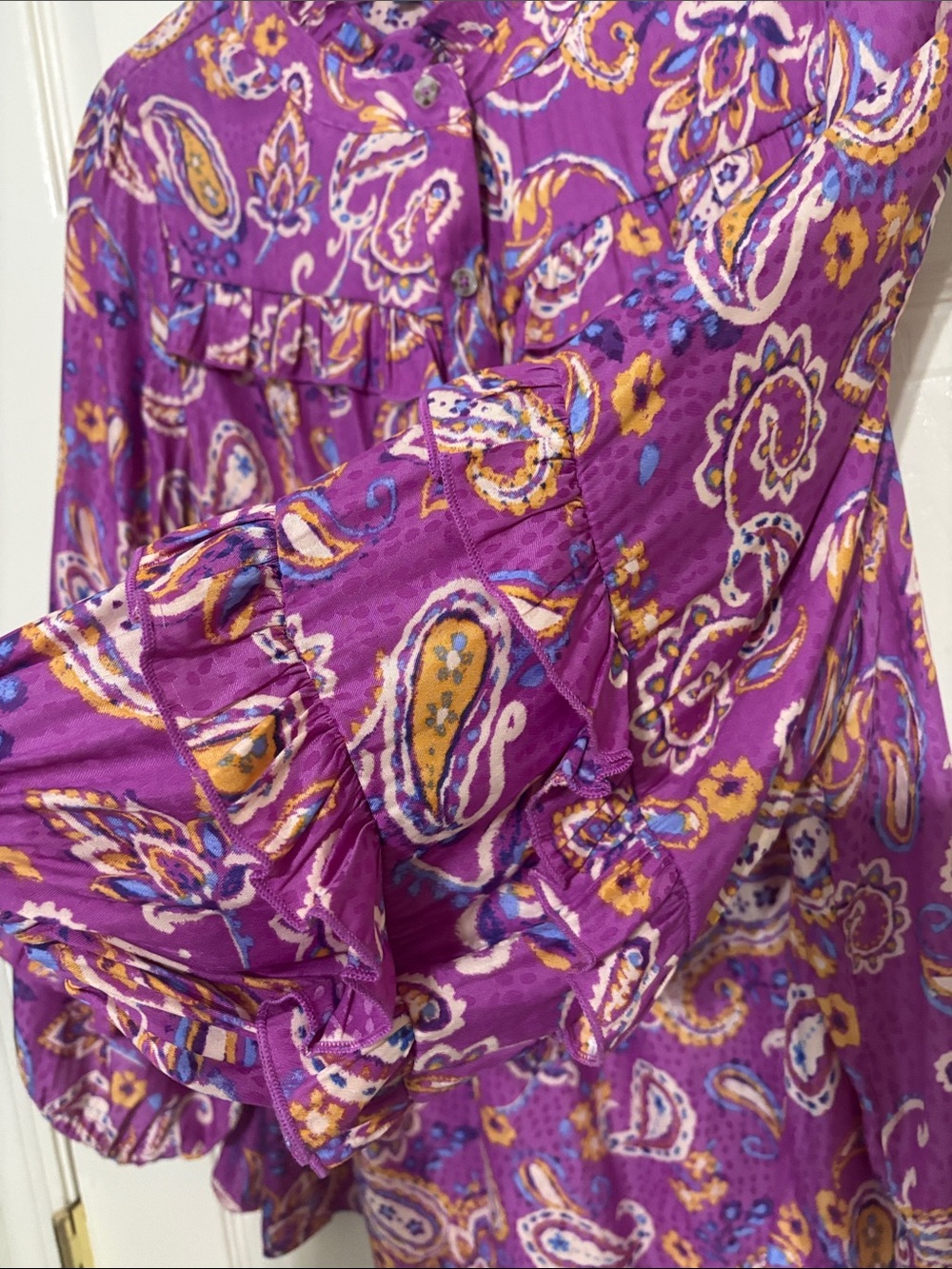 Paisley ruffle top - Picture 3 of 4